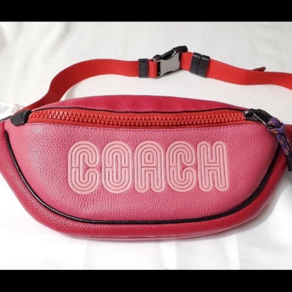 COACH Retro Graphic Belt Bag